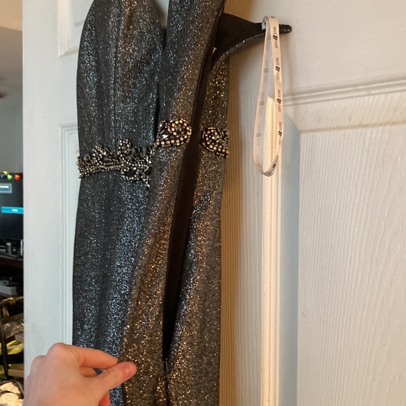 Silver Jules & Cleo prom dress - Picture 4 of 5